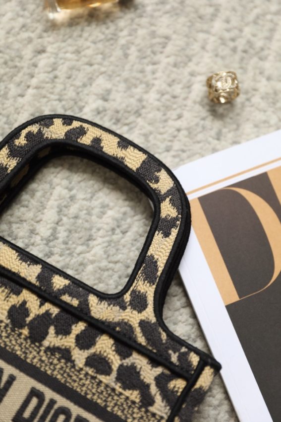 dior tote book mini leopard 2
