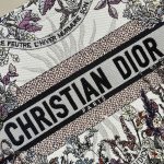 dior tote book sun flower winter 3
