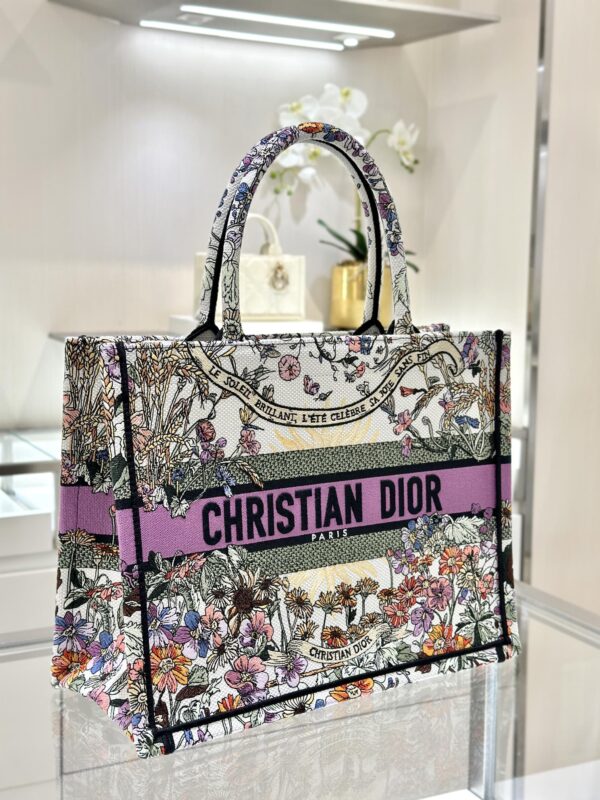 dior tote book sunflower 3