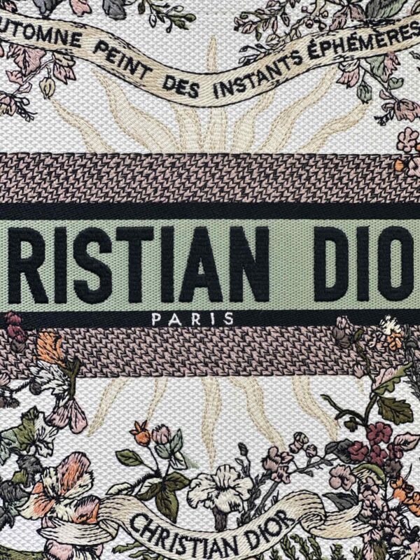 dior tote book sunflower autumn 3