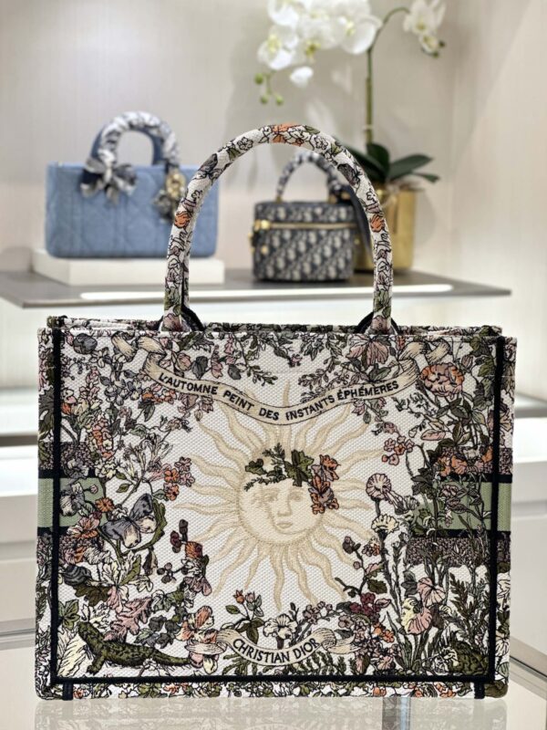 dior tote book sunflower autumn 5