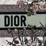 dior tote book sunflower autumn 7