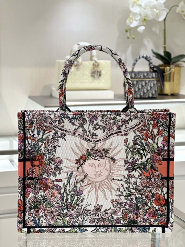 dior tote book sunflower spring 2