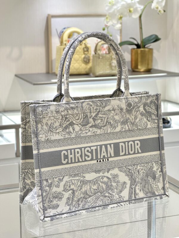 dior tote book tiger grey 6