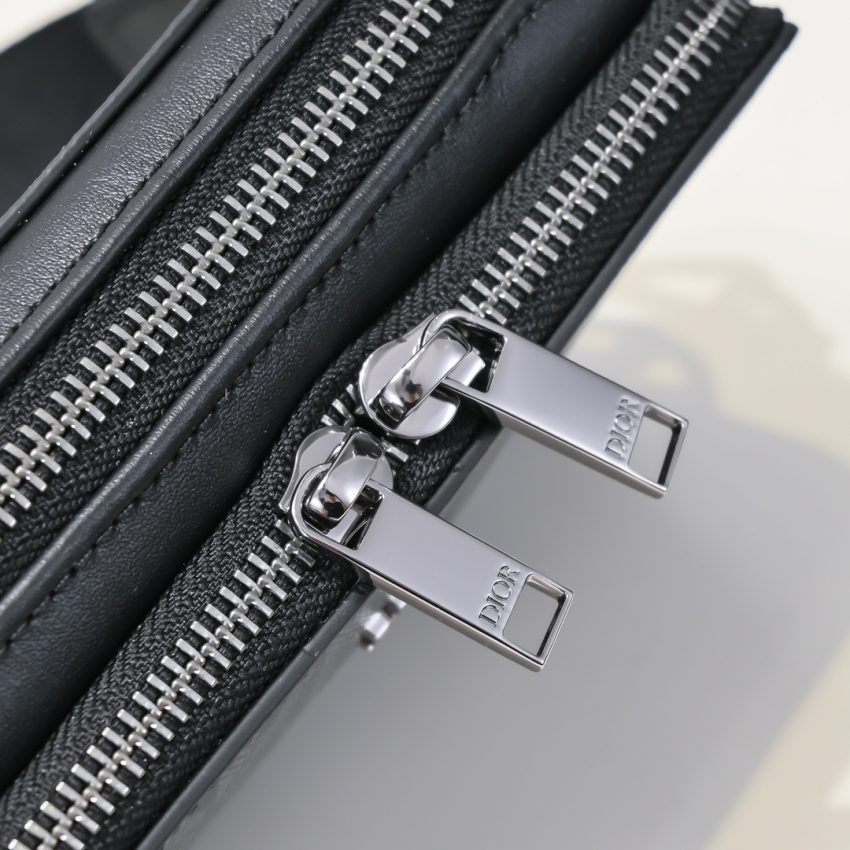 dior zipped pouch diamond black 3