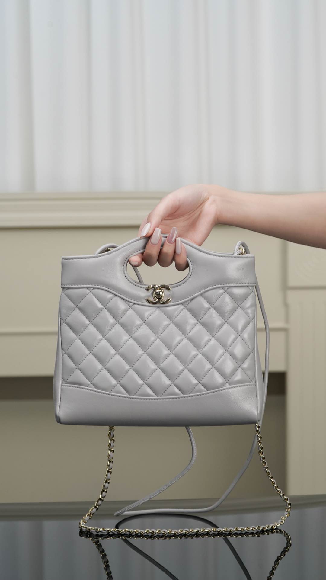 Chanel 24S 31 Mini Tote Bag Elephant Grey - fake chanel mini tote grey detail 8