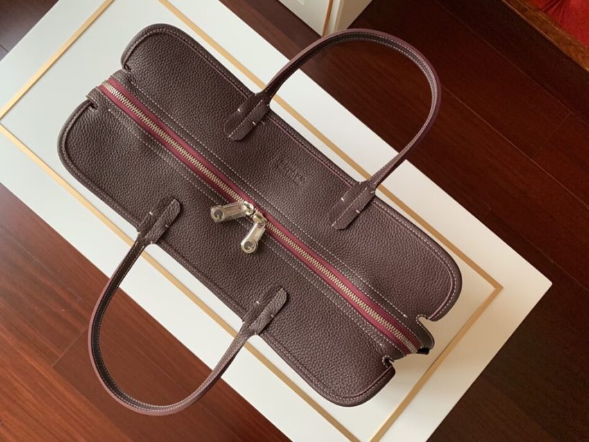 Goyard Hardy Replica Pet Carrier Bourdeaux 3 Goyard Hardy Replica Pet Carrier Bourdeaux 3 - Replica Goyard Bag