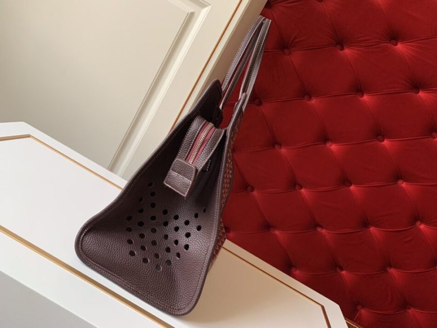 Goyard Hardy Replica Pet Carrier Bourdeaux 6 Goyard Hardy Replica Pet Carrier Bourdeaux 6 - Replica Goyard Bag
