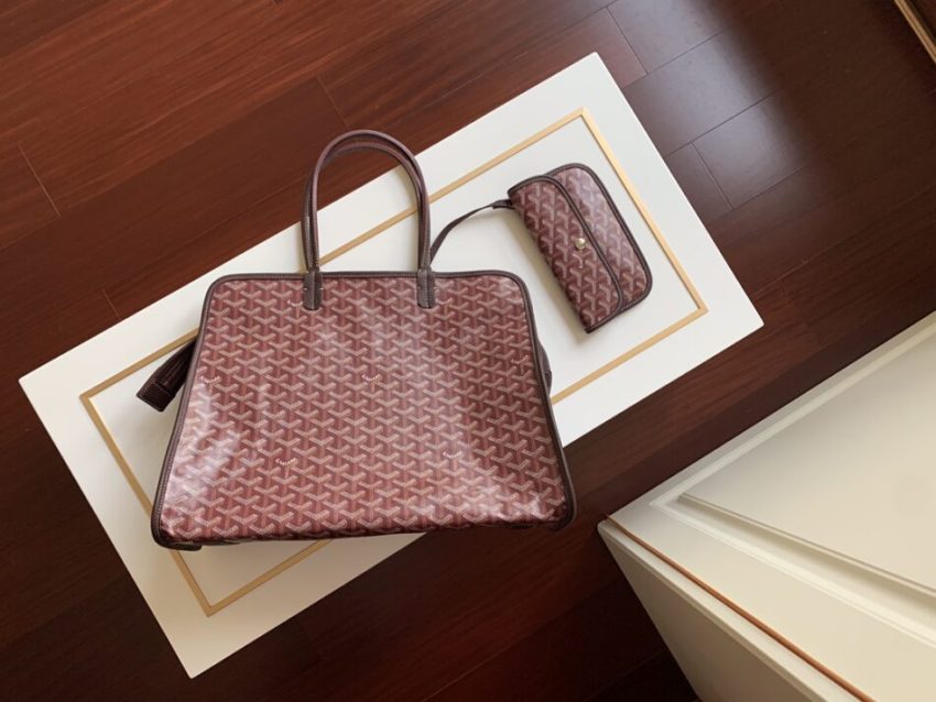 Goyard Hardy Replica Pet Carrier Bourdeaux 8 Goyard Hardy Replica Pet Carrier Bourdeaux 8 - Replica Goyard Bag