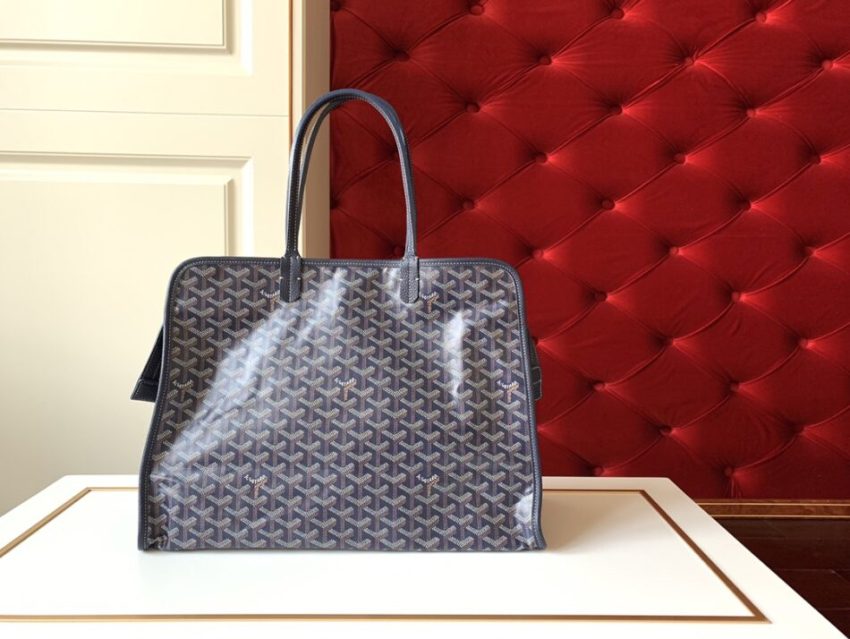Goyard Hardy Replica Pet Carrier Navy Blue 1 Goyard Hardy Replica Pet Carrier Navy Blue 1 - Replica Goyard Bag