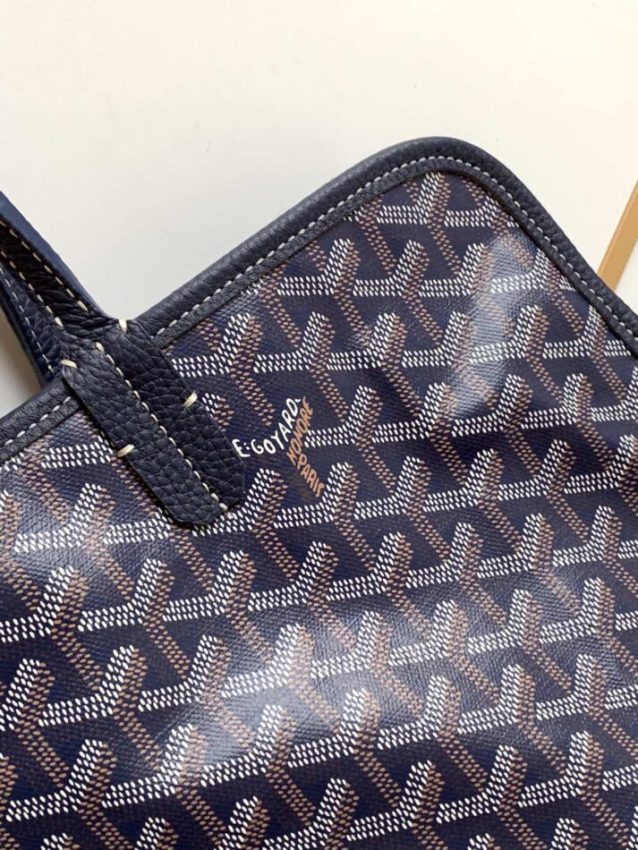 Goyard Hardy Replica Pet Carrier Navy Blue 2 Goyard Hardy Replica Pet Carrier Navy Blue 2 - Replica Goyard Bag