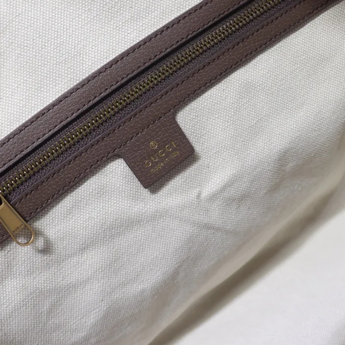 gucci duffel bag 8