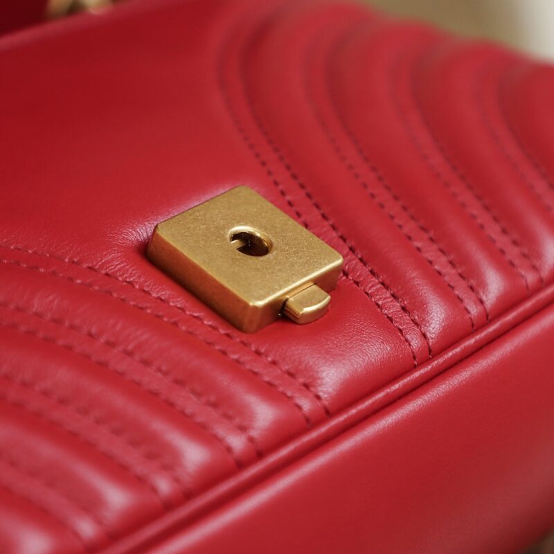 gucci-gg-marmont-medium-red gallery 13