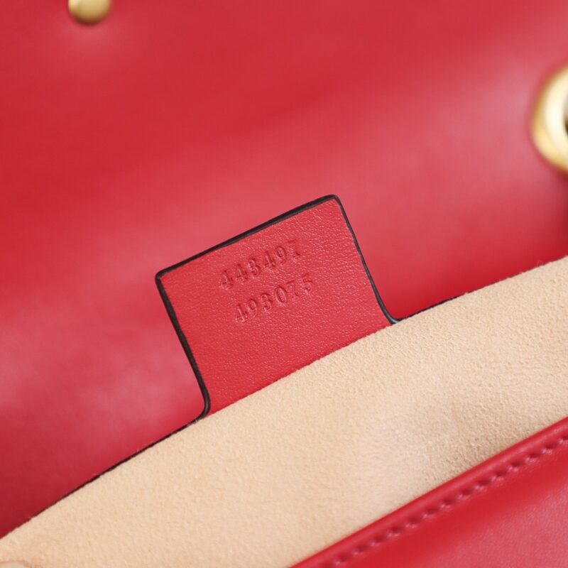 gucci-gg-marmont-medium-red gallery 16
