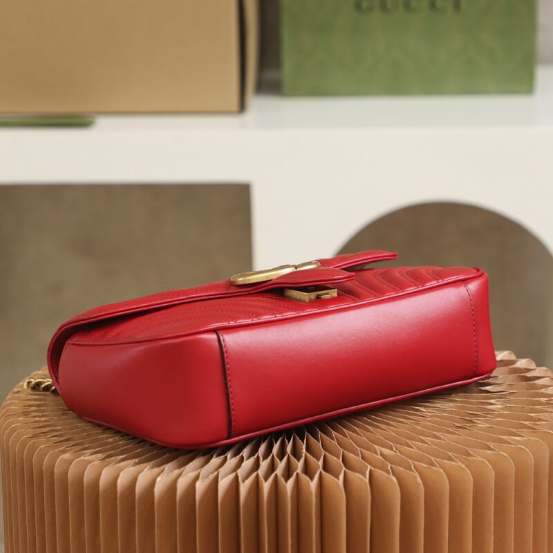 gucci-gg-marmont-medium-red gallery 2