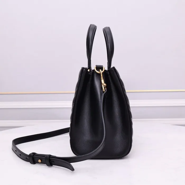 gucci gg marmont medium tote bag 5