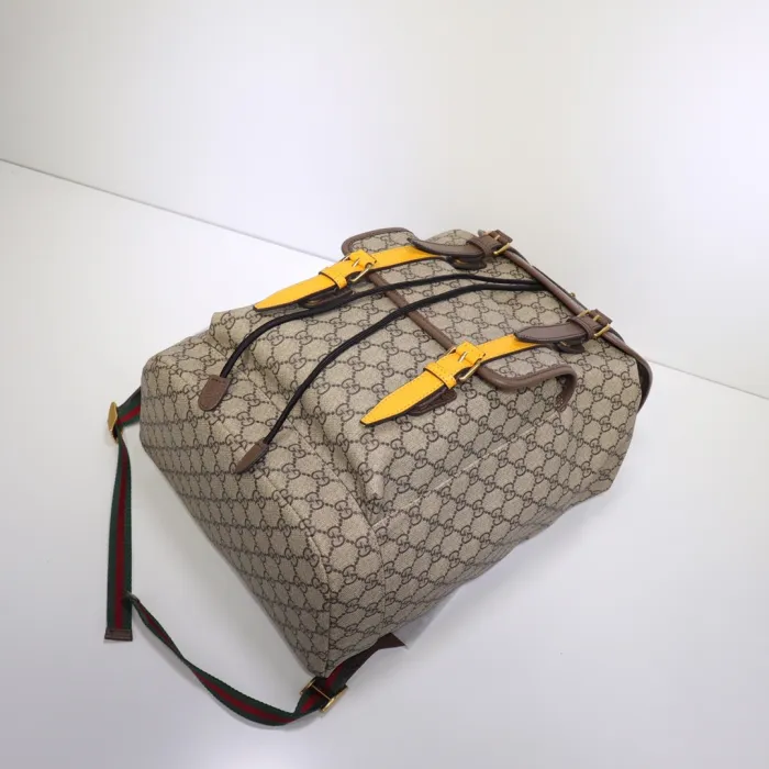 Zaino Gucci GG Supreme in pelle 4