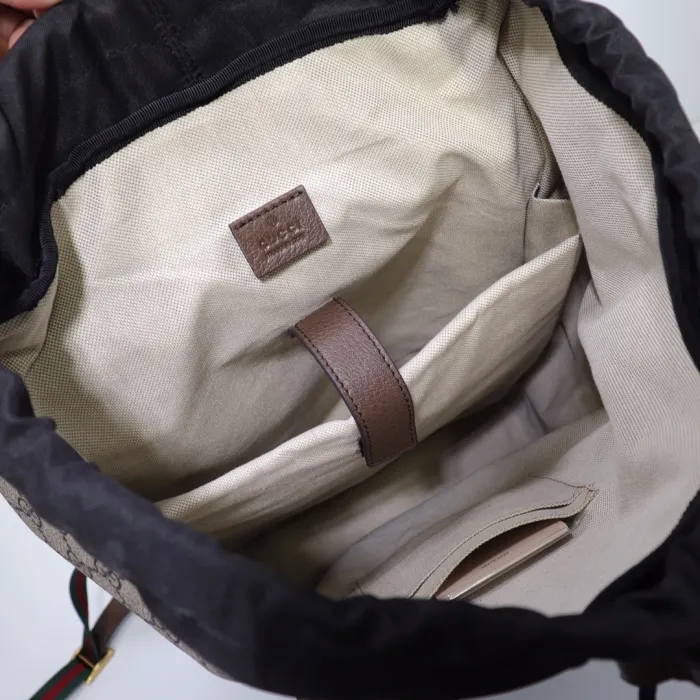 Zaino Gucci GG Supreme in pelle 8