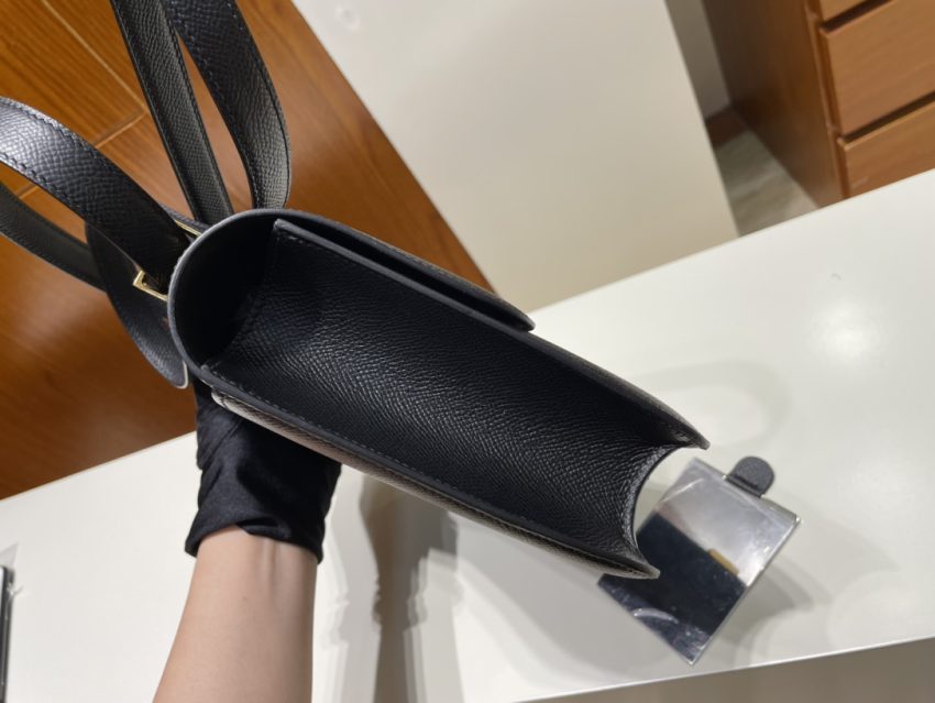 hermes-constance-24cm-black gallery 3