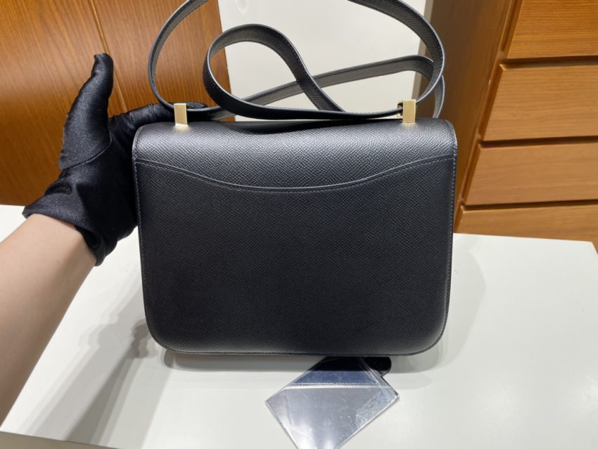 hermes-constance-24cm-black gallery 4