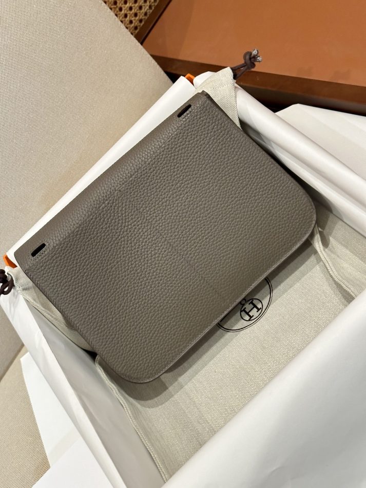 hermes-halzan-asphalt-grey gallery 3