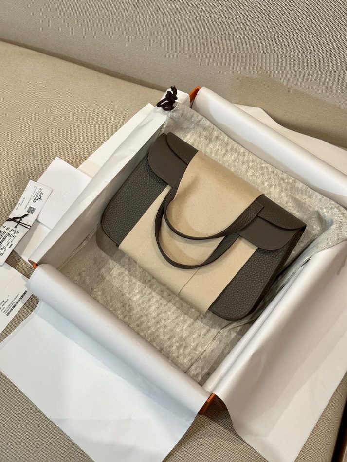 hermes-halzan-asphalt-grey gallery 6