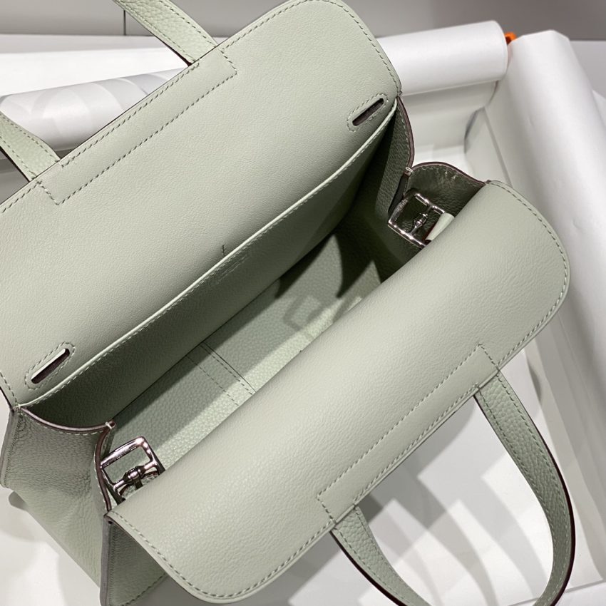 hermes-halzan-light-green gallery 3