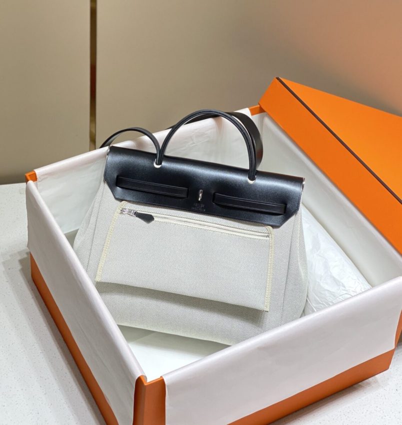 hermes-herbag-31cm-black-horse gallery 2