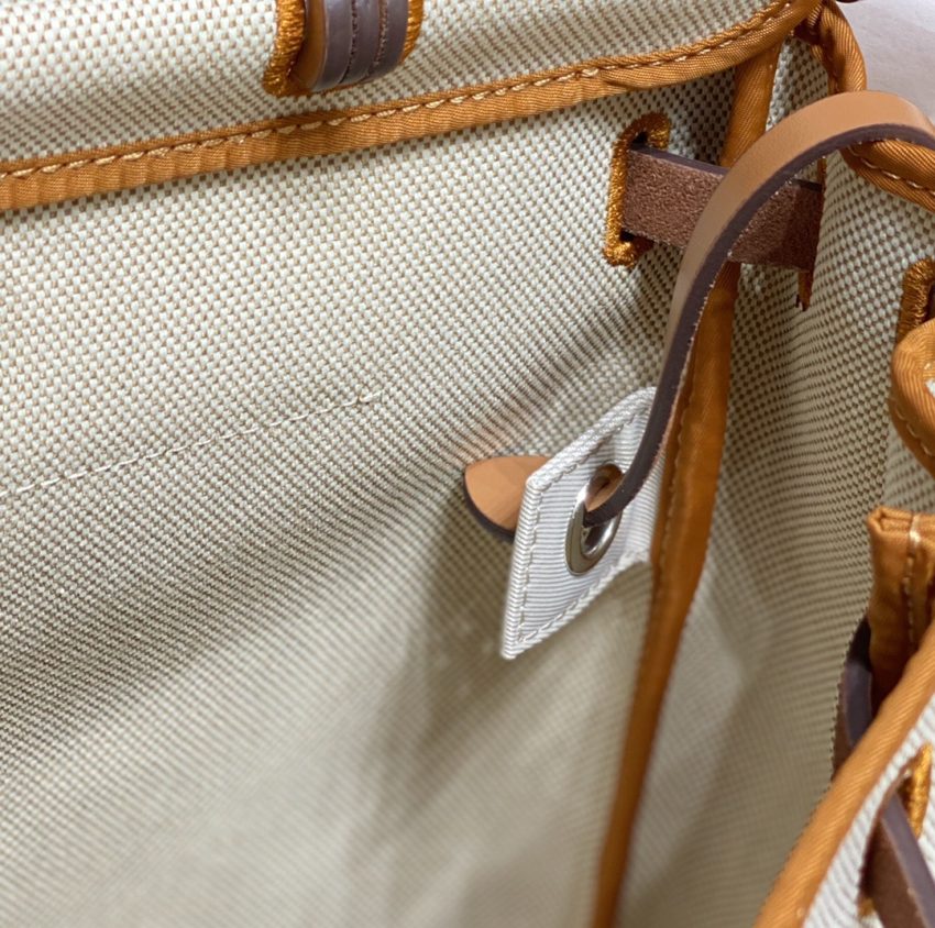hermes-herbag-31cm-brown-horse gallery 1