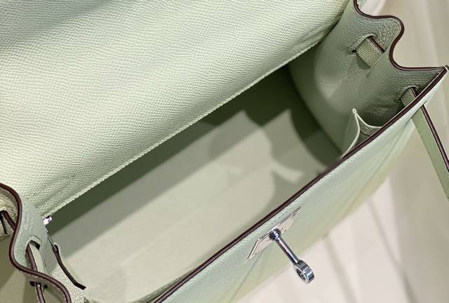 hermes kelly bubble green 9