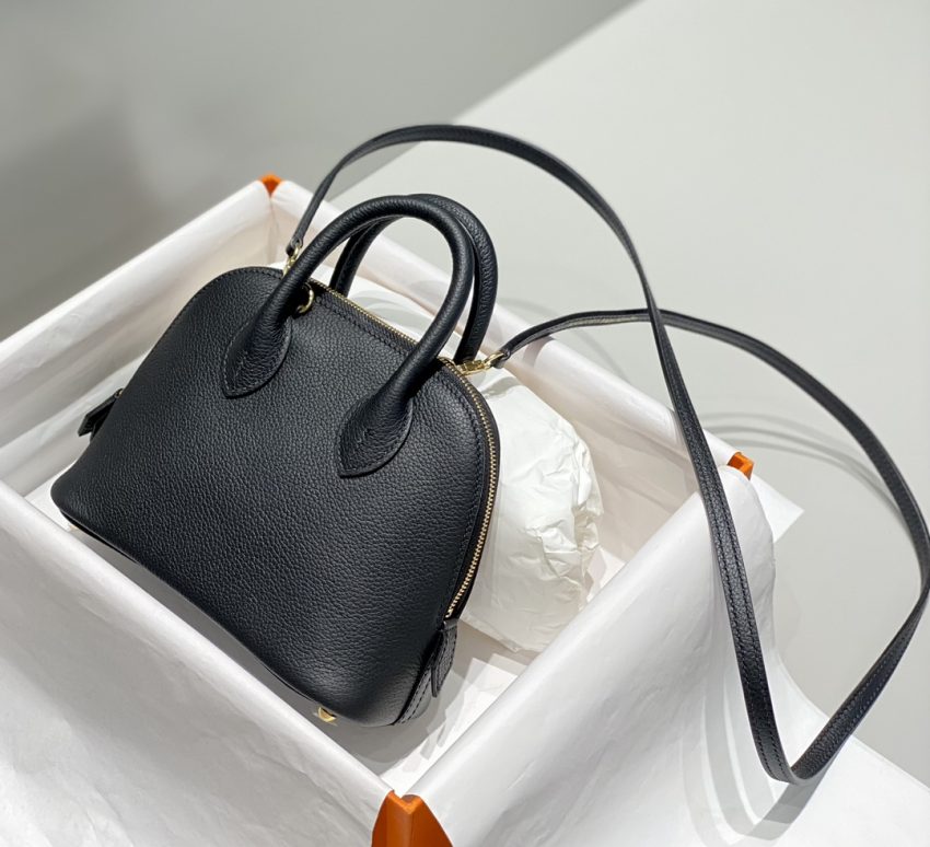 hermes-mini-bolide-black gallery 1