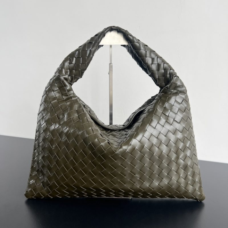 Bottega Veneta Hop Small&Medium Pickle - View 6 | Intrecciato Detail