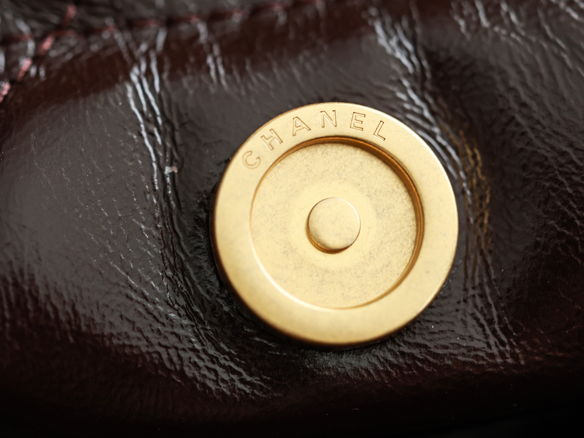Chanel 22 Medium Bag Burgundy - chanel 22 burgundy replica detail 5