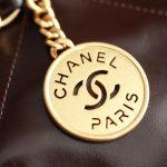 Chanel 22 Medium Bag Burgundy - chanel 22 burgundy replica detail 7
