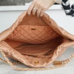 img_df1f43f3_20231204_i1701666943_319_6.jpg Chanel 22 Medium Bag Milk Tea - chanel 22 tote dupe detail 6