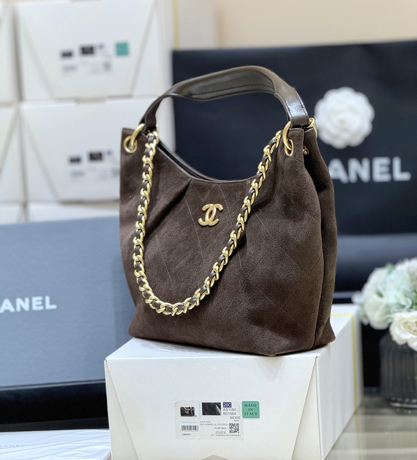 img_f3c7fd90_20251218_i1766058605852_8720_0_2.jpg Chanel 26C Maxi Hobo Brown - chanel maxi hobo dupe detail 5