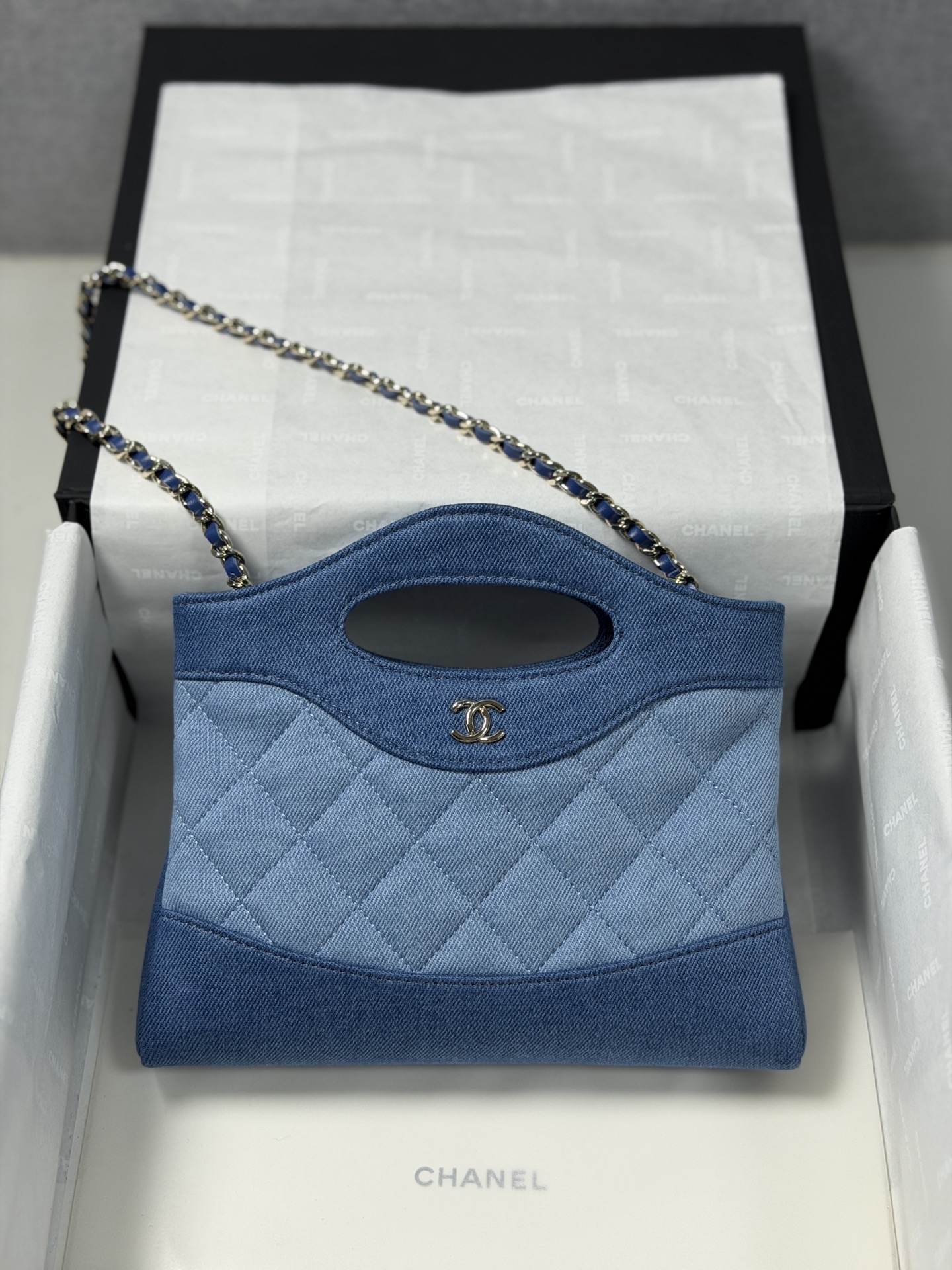 jeans5 Chanel 24S 31 Nano Tote Bag Jeans - chanel denim tote replica detail 4