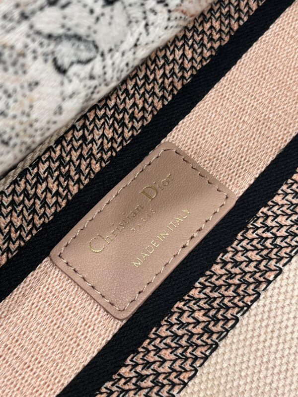 lady dior d lite flower 3
