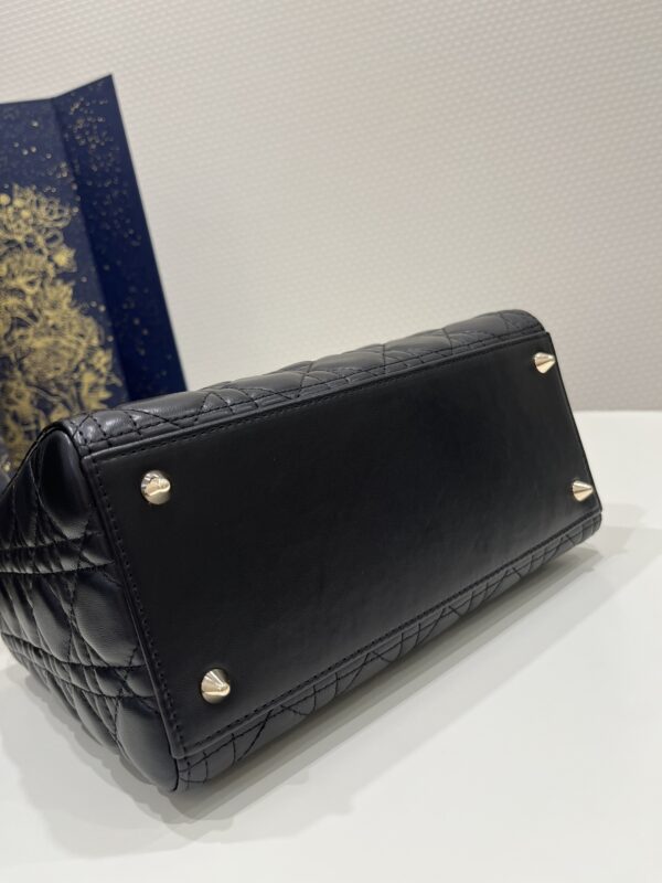 lady dior large black 7