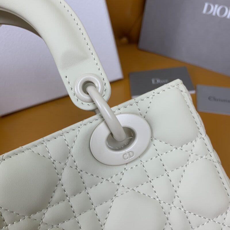 lady dior matte white abc 3
