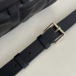 lady dior medium black 6