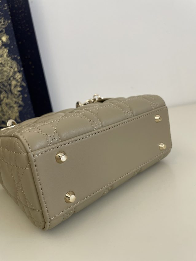 lady dior mini beige 3