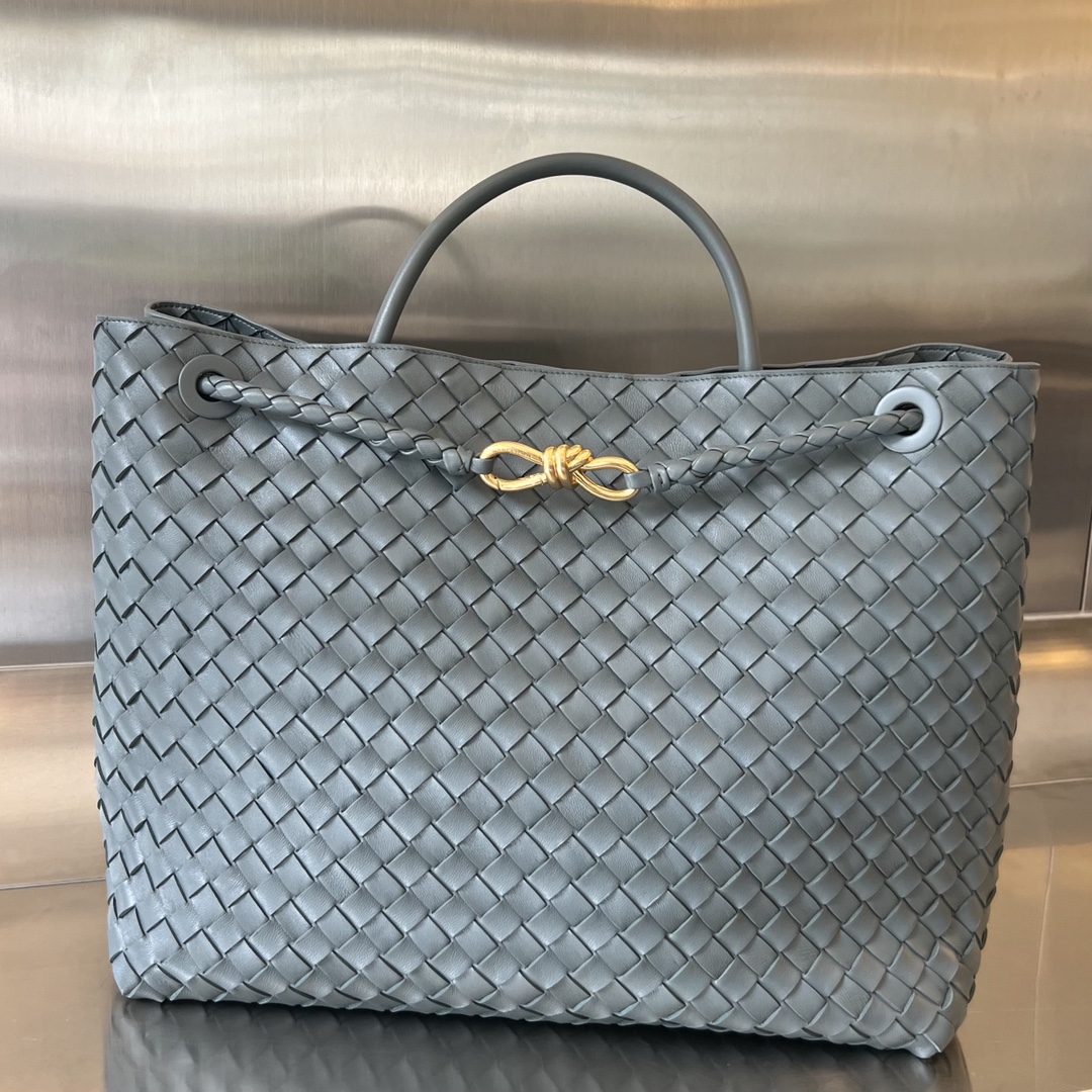 Large Andiamo Basalt 1 Bottega Veneta Andiamo Large in Basalt - Italian Leather Replica