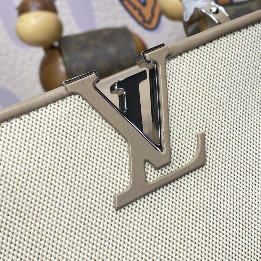 loius vuitton capucines beige silk 10