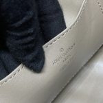 loius vuitton capucines beige silk 7