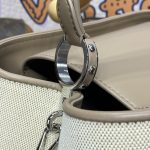 loius vuitton capucines beige silk 9