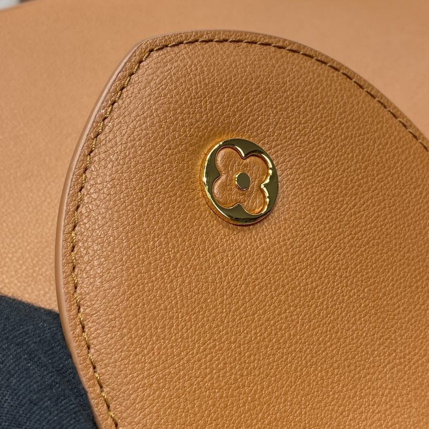 loius vuitton capucines brown large 4