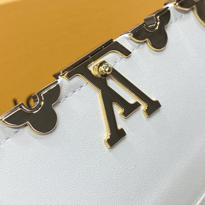 loius vuitton capucines compact wallet white 5