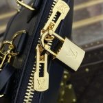 louis vuitton alma backpack black 8