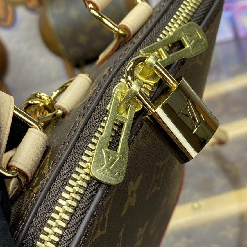 louis vuitton alma backpack monogram 7